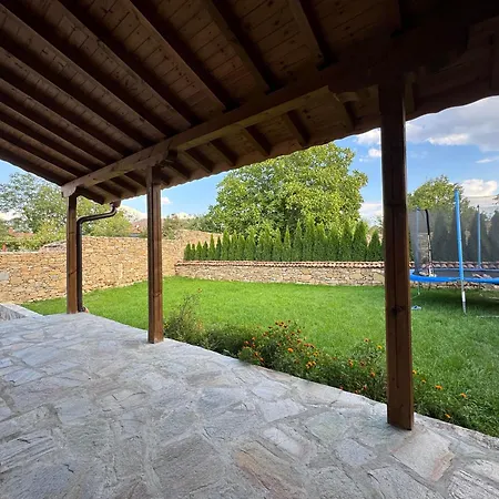 петропавловската къща Hostel